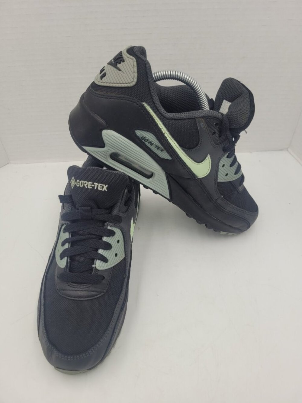 Nike Air Max 90 Black Gray Green Sneaker Unisex Kids 5Y EU 37.5 Flat Athletic - Picture 2 of 13